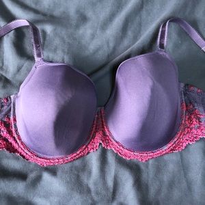 Wacoal 34G purple Embrace Lace tshirt bra